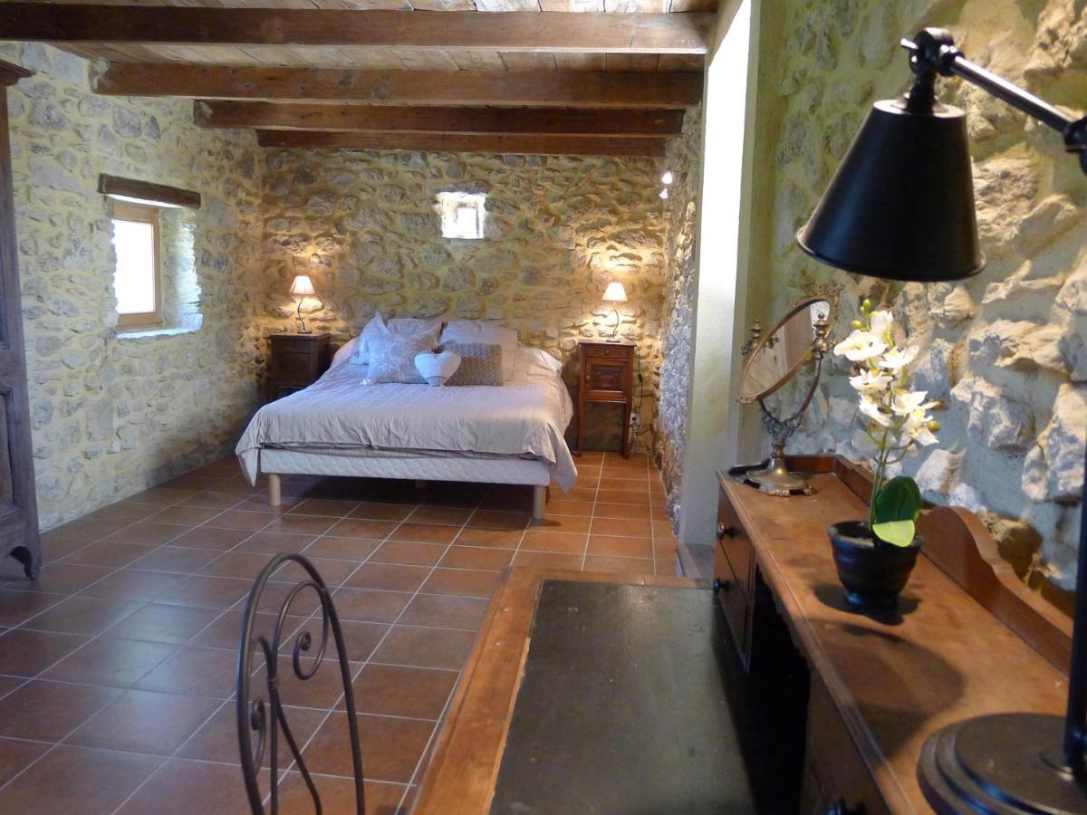 Bed and Breakfast Domaine De Cousignac Bourg-Saint-Andéol Exterior foto